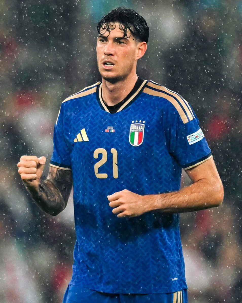 raffaelecaru's tweet photo. Gol Bastoni
Gol Frattesi (di proprietà dell’Inter)
Gol Kayode (assist Pio Esposito)
Gol Pio Esposito

Oggi del blocco Inter frega zero
Oggi nessuno parlerà del blocco Inter 

E non lo farò nemmeno io. Perche era una cazzata prima e anche ora. https://t.co/eXFAwMFQ27