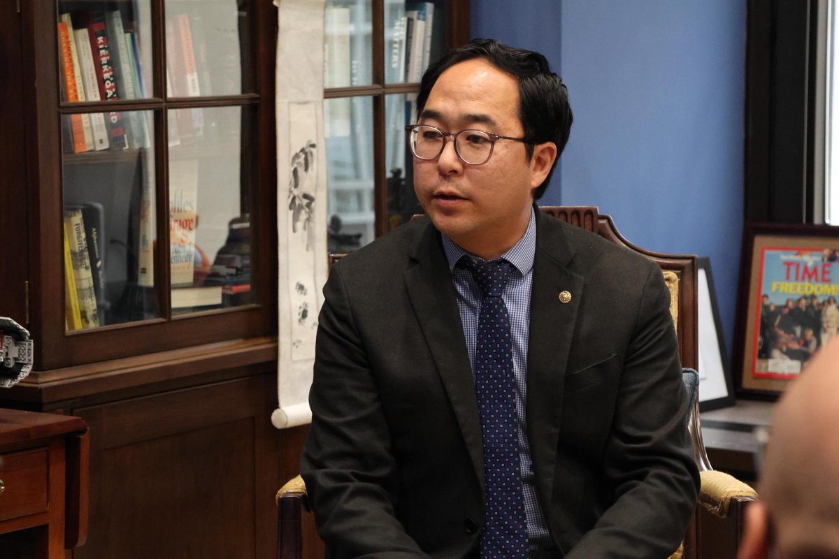 SenatorAndyKim's tweet photo. At the Capitol, I met with Palestinian Americans from New Jersey to hear about what’s on their mind - from the urgent need for humanitarian relief in Gaza to the fears they face speaking out for their communities.

These are difficult conversations, but they are important. Everyone deserves to have their voice heard, their rights protected, and their government listen to their concerns.