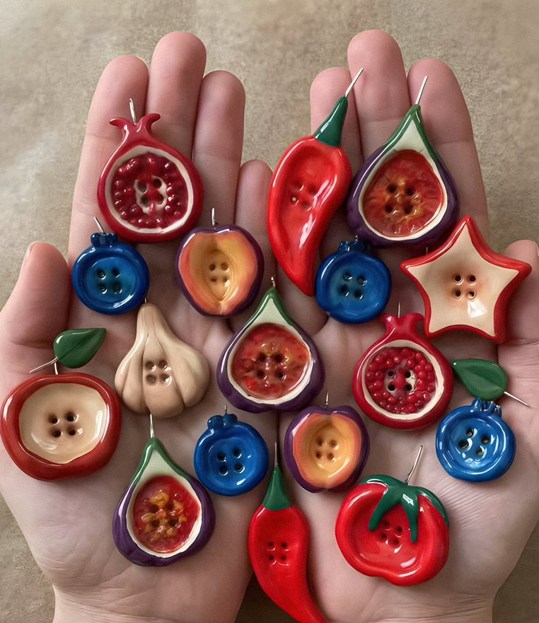 petalesblancs's tweet photo. fruits buttons https://t.co/rOyH1qijjS