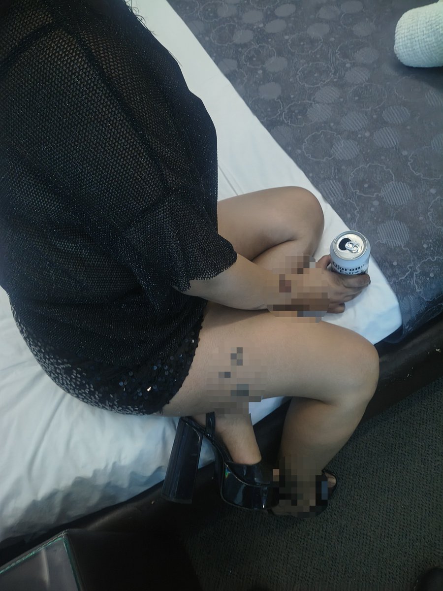 BullQuertauu's tweet photo. Excelente Lunes iniciando la semana con buena actitud y muy cachondos buscamos alguna parejita para el fin de semana o igual un single mandé DM con foto y presentación para el sábado despues de las 7:00pm
#Hotwife #Single #Pareja #Queretaro https://t.co/w6RmEllhMR