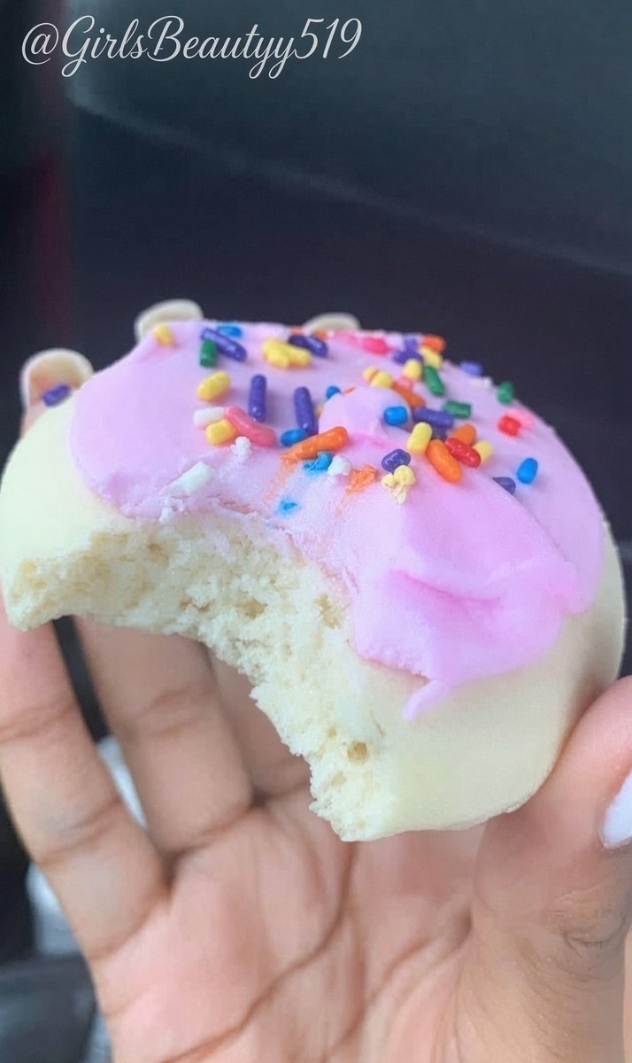 GirlsBeautyy519's tweet photo. hands down the best cookies

ain’t no cookies better than these idc 😫😋 https://t.co/wnMlFsvYEn