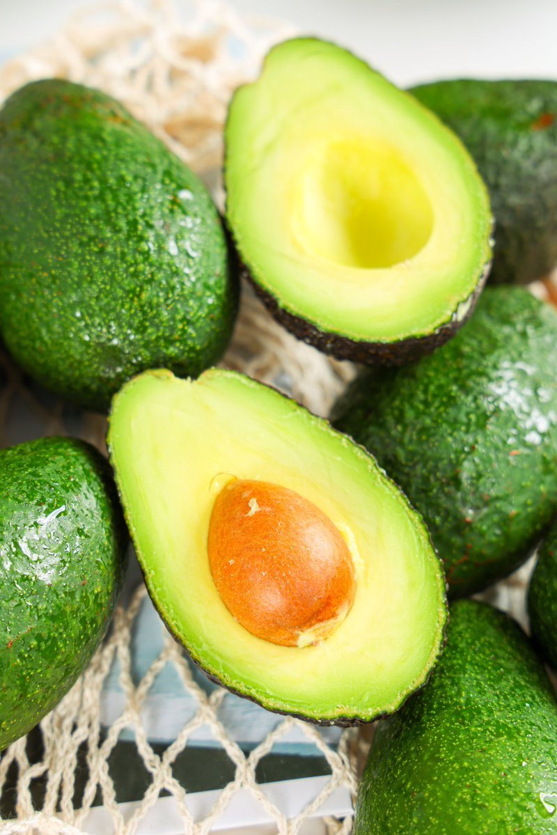 Robertsonifa4's tweet photo. Este aguacate de mercado local es perfecto: cremoso, sin puntos ni desviaciones! Ideal para tostadas o guacamole ， https://t.co/WDWnvDcOKC