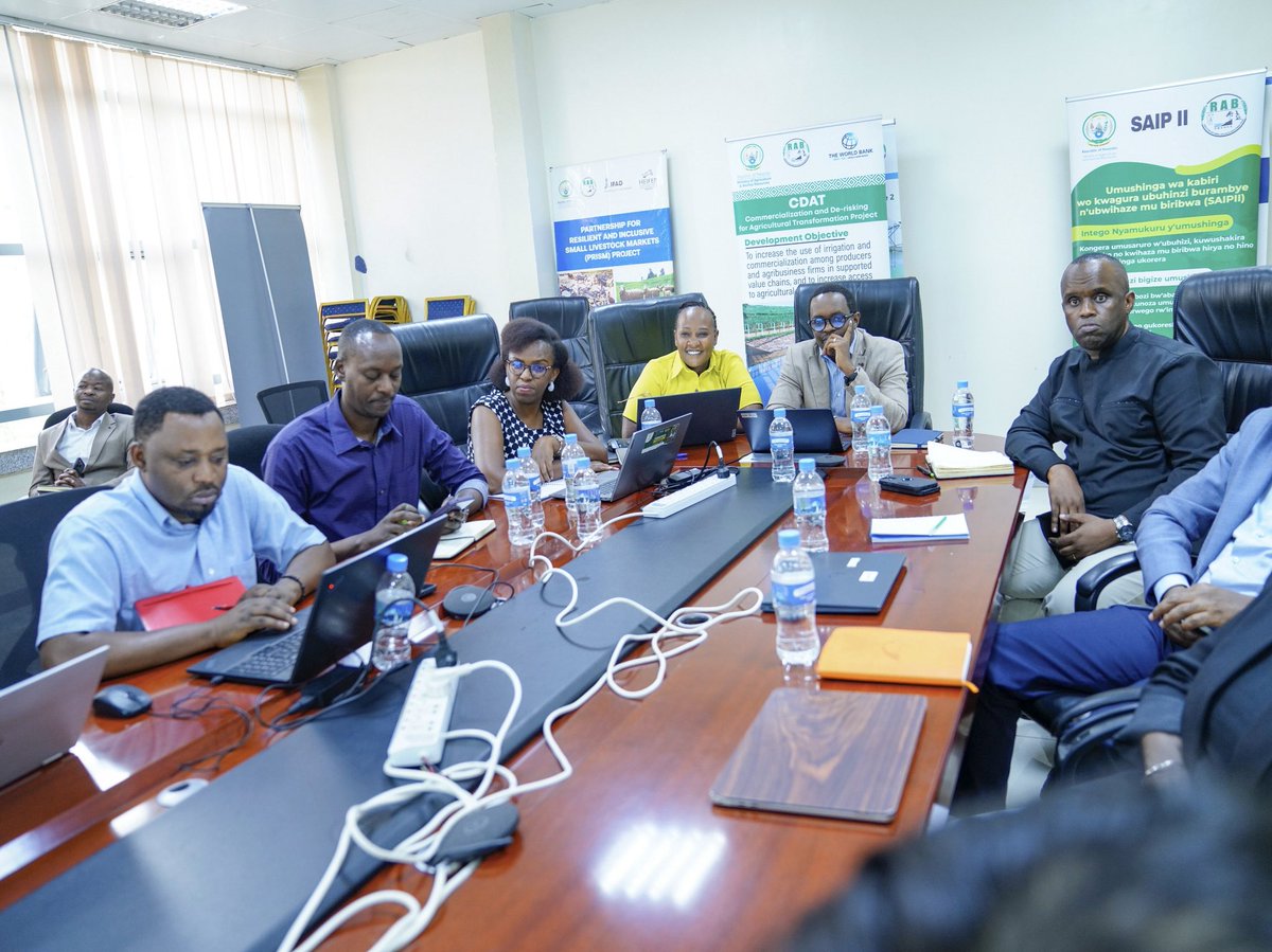 RwandaAgriBoard's tweet photo. This afternoon, as part of the ongoing @WorldBank mission for the preparation of the proposed Market-Driven Agricultural Development Project (MADAP), running from 28 Sept to 9 Oct 2026, a meeting was held at MINAGRI, bringing together teams from MINAGRI, RAB, the WB, EAX &amp; WFP https://t.co/vbWJNrEa22