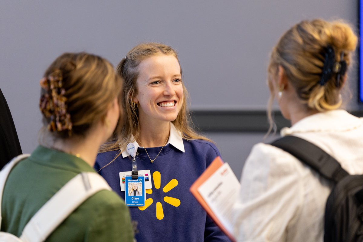 tayloru's tweet photo. Today’s Internship and Career Fair brought Taylor students and employers together to explore job opportunities. Thank you to all the employers and partners who spent time on campus investing in our students.

#tayloruniversity #tayloru #tulifetothefull https://t.co/FnfP9yvIxI