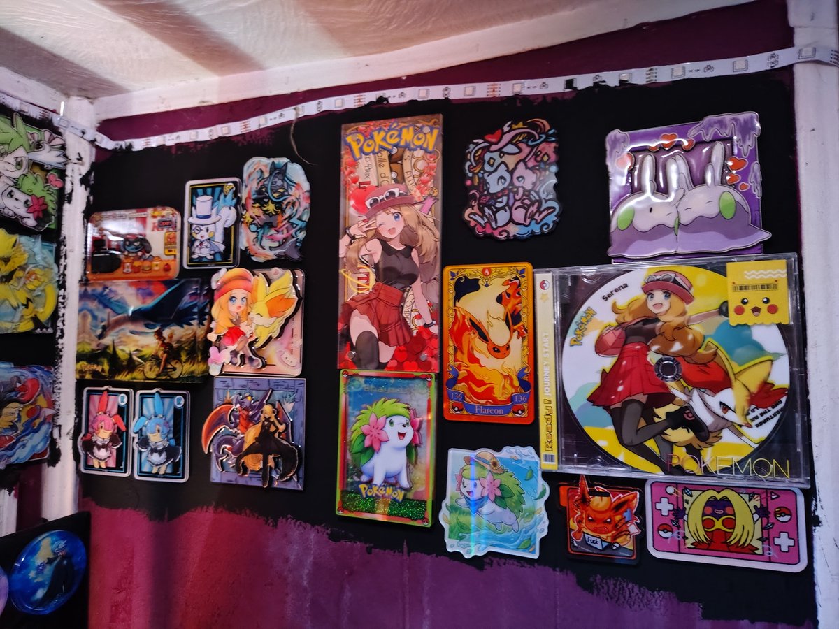 Reshiramfox9's tweet photo. My pokemon magnet collection https://t.co/xQudb8aIhw