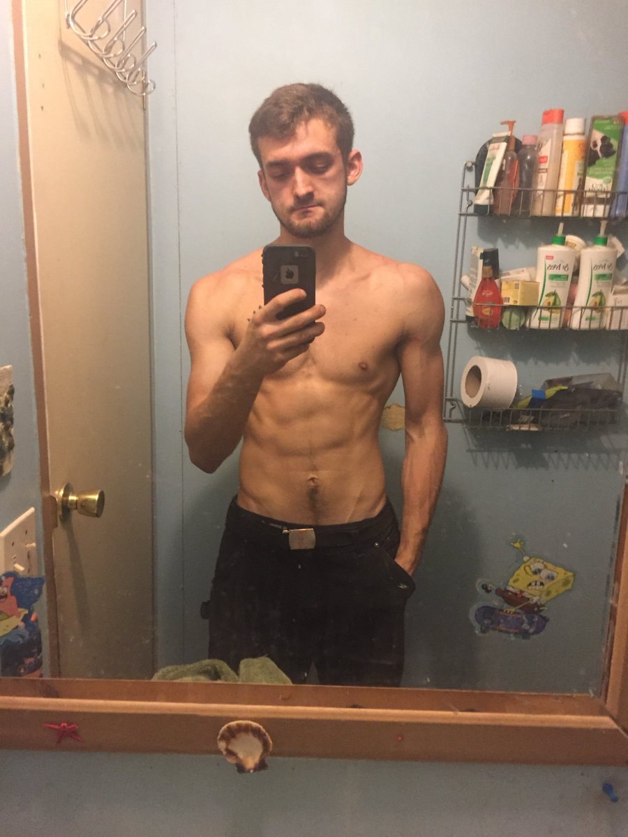 garthkerr1995's tweet photo. I miss the old younger me back when I was fit and loved being active. Now I’m just getting fatter, older and weaker by the days 🤦🏽♂️🤣 #memyselfandi #oldme https://t.co/F8iU3mCoyV