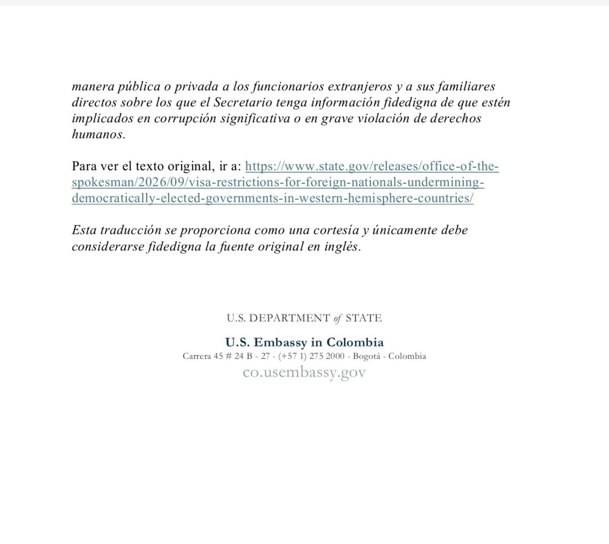 Epicentro_TV's tweet photo. 🔴 Gobierno de Estados Unidos retira la visa al juez peruano Juan Carlos Núñez Matos y a toda su familia. El juez titular del 1 Juzgado Constitucional de Lima falló recientemente un amparo a favor de Cosco Shipping, la empresa china titular del Puerto de Chancay. El mensaje del gobierno de Estados Unidos es que retiran la visa a quienes afectan los intereses del gobierno del presidente Trump. Anuncian además el retiro de visado a una veintena de bolivianos, dos ecuatorianos y dos colombianos.