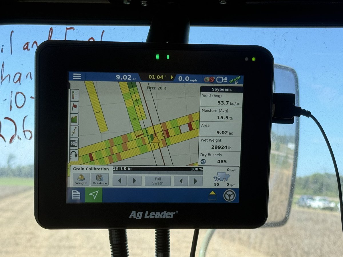 AU_PrecisionAg's tweet photo. Soybean harvest underway in our #precisionag #plantertech studies in Central Alabama today. Thanks to Alabama Soybean Producers for funding this research and to the research station crew for all their help!! #harvest26 @AuburnAg @AlfaFarmers https://t.co/FCEQtOE5Wn