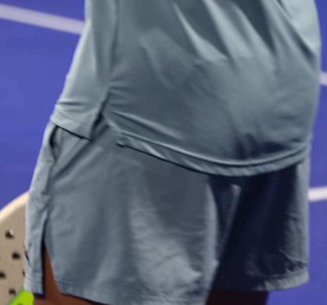 femfluro's tweet photo. his thighs in shorts 😵💫 https://t.co/NhcnI3gusH
