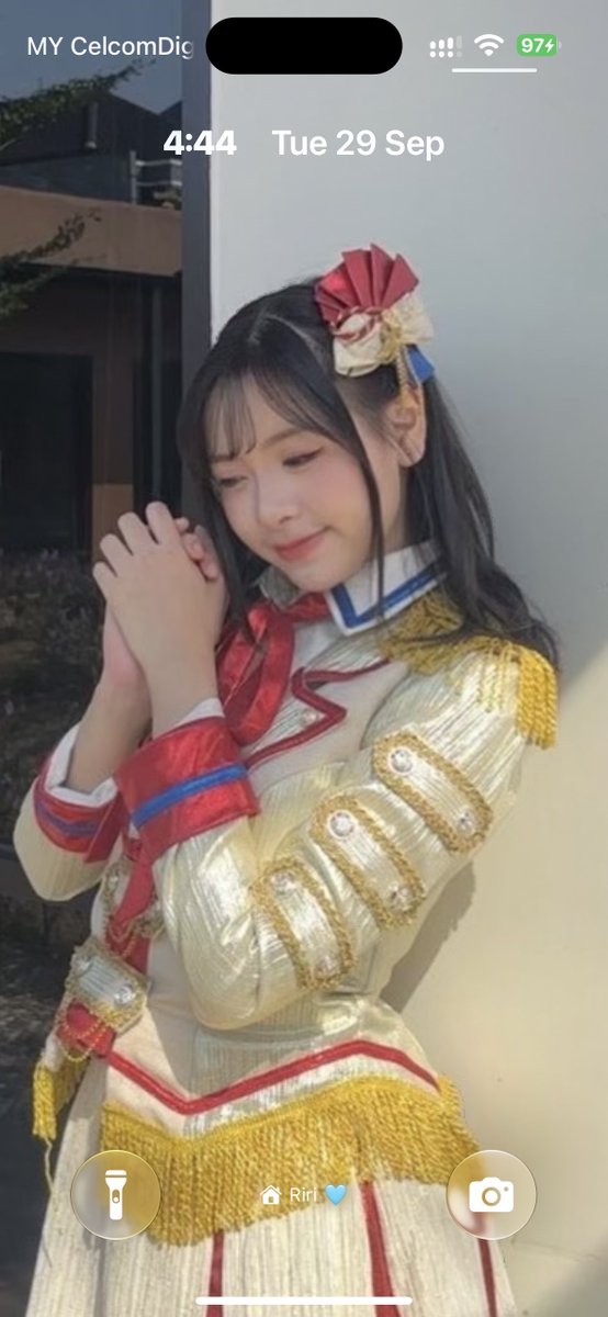 tarapimana's tweet photo. gomen gracieee 🙏🙏..saya into lily lately. udah kaya orang bucin banget wkwkkwkw.. https://t.co/o8GnBqIyZs