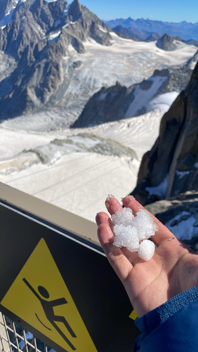 m3sff's tweet photo. #chamonix📍 https://t.co/Twhnj1R9br