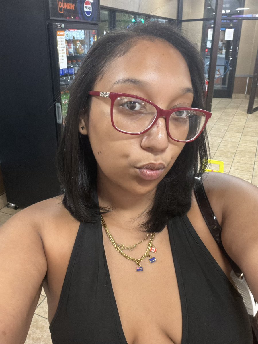wvayebbss's tweet photo. I wanna go to happy hour after class today send for it losers 

Available for meets

ebonygoddess findom paypig doubledomme humanatm  facesitting soles bitchboy wallet drain mistress cashmeet sellingcontent footfetish footjob feet assworship @rt_feet @rtfeetslave1 https://t.co/Gt0U5lMjVP