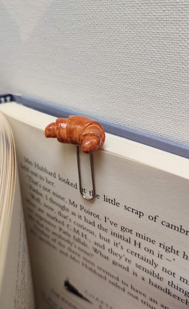 Lauofserenity's tweet photo. need this bookmark, it’s too cuteee https://t.co/WXYUmzWPf9