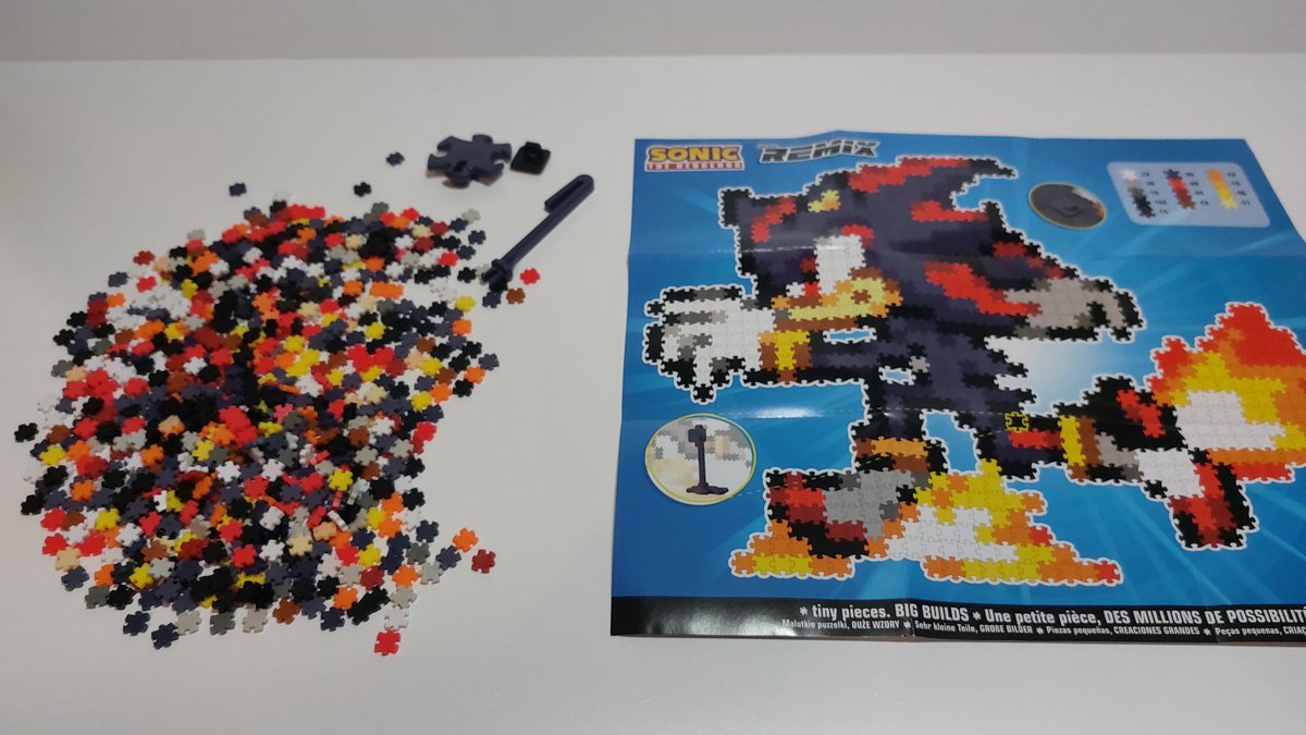 sonicfans_de's tweet photo. Sonic the Hedgehog Jixelz Remix - Running Shadow - Tomy
#sonicthehedgehog #shadowthehedgehog #sonic #shadow #sega #puzzle #jixels #remix #tomy #merchandise #collection #collector https://t.co/TsAZz17Y9m