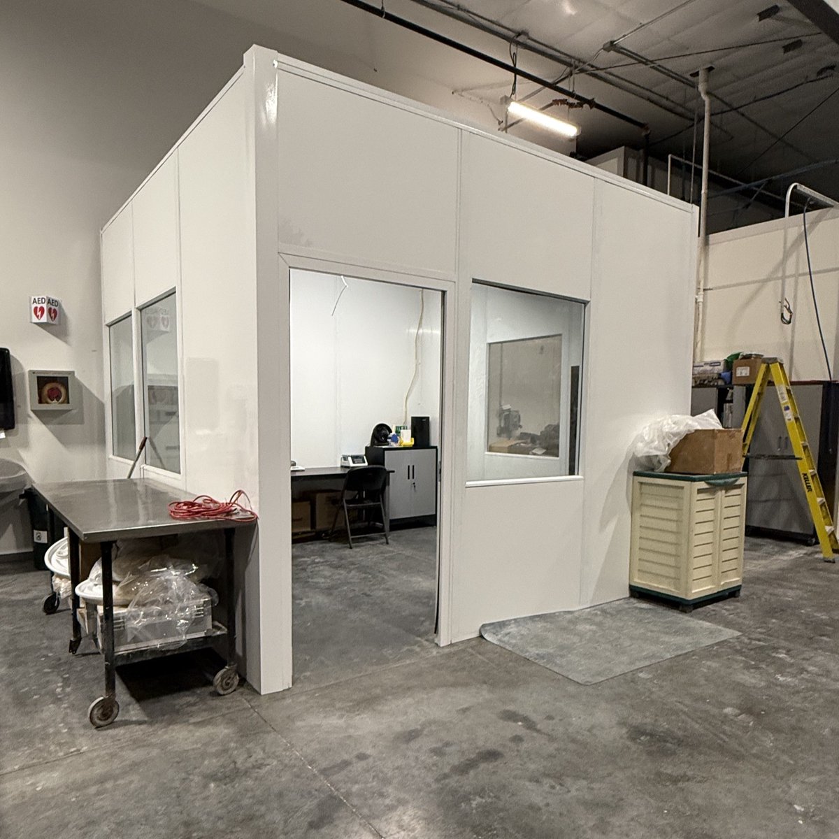 vireoresources's tweet photo. Bryce was busy moving everything into our new Sample Room today. Ammon, Jeb and Jared did an excellent job assembling it. Coming soon... a new on-site testing lab.
#Manufacturing #CleanRoom #ContinuousImprovement https://t.co/QEuIm50p04
