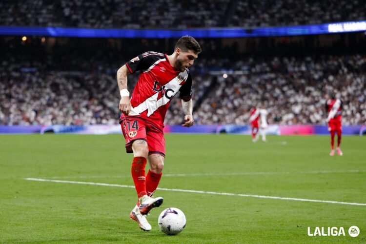 DatosRayo1924's tweet photo. 🇬🇪⚡Georgia empató a 0 en su casa contra Ucrania
⚡ Georgi Tsitaishvili ha disputado los 90 minutos jugando de carrilero izquierdo 😅
✅86% de pases exitosos (37 de 43)
⚔️ 4 de 6 duelos ganados
🐙 5 recuperaciones de balón
⚽ Solo 1 fallado de 58 toques de balón
#DATORAYO https://t.co/150ONzCGUC