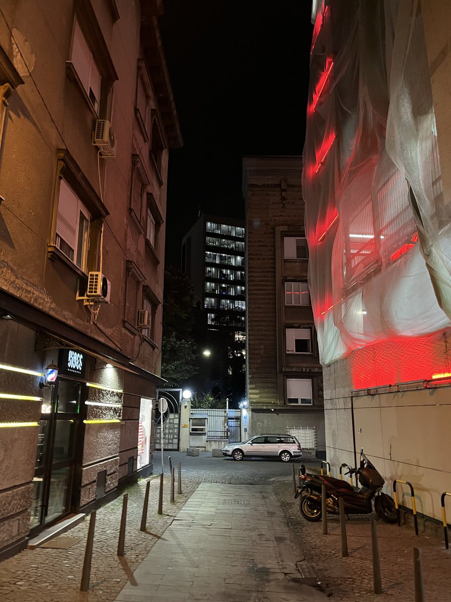 kichmalichno's tweet photo. moja omiljena sa novog @SajsiMC albuma je oče naš, posle toga sk na k jer ja volim te bezobrazne ali sajsi, andrija i ekipa su uradili odličan album, vizuale, SVEEE AAA

čestitke sramite se 🤓 https://t.co/tDtDyg8985