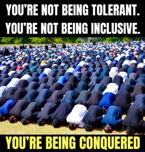 ElTiranistas's tweet photo. @DPrello Ireland and UK are both on what I would say are a "knife's edge". It will take one maybe two major incidents to set it off...
IF
That's IF the native people of the countries decide to actually fight for their countries like patriots. We'll see...you are correct. We. Will. See. https://t.co/Whf6Ar0qBW