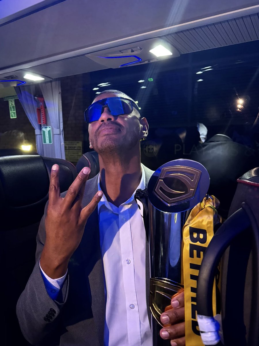 YorkValkyrie's tweet photo. Over and out for today ✌️ 

Goodnight from the gaffer!

#OurEra | #ThisIsYork https://t.co/ijv1GeQuMW