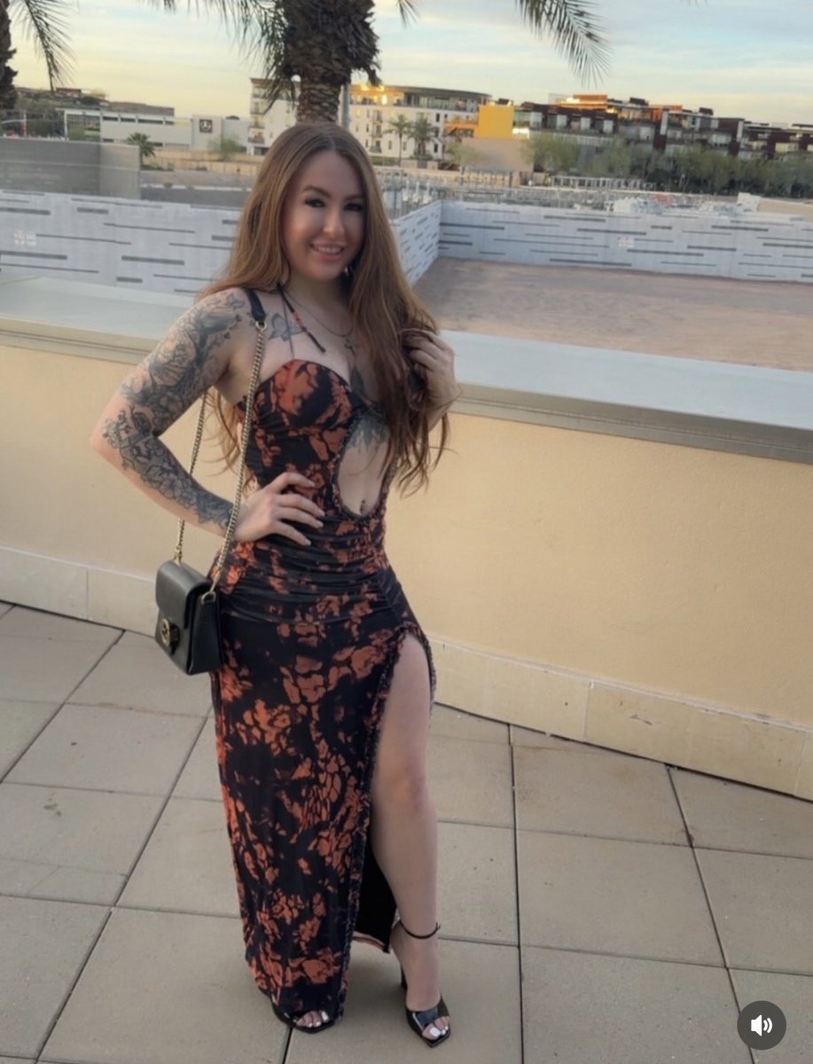 All_christdid's tweet photo. Old me 💃I have always been in my prime https://t.co/KyXnIR2041