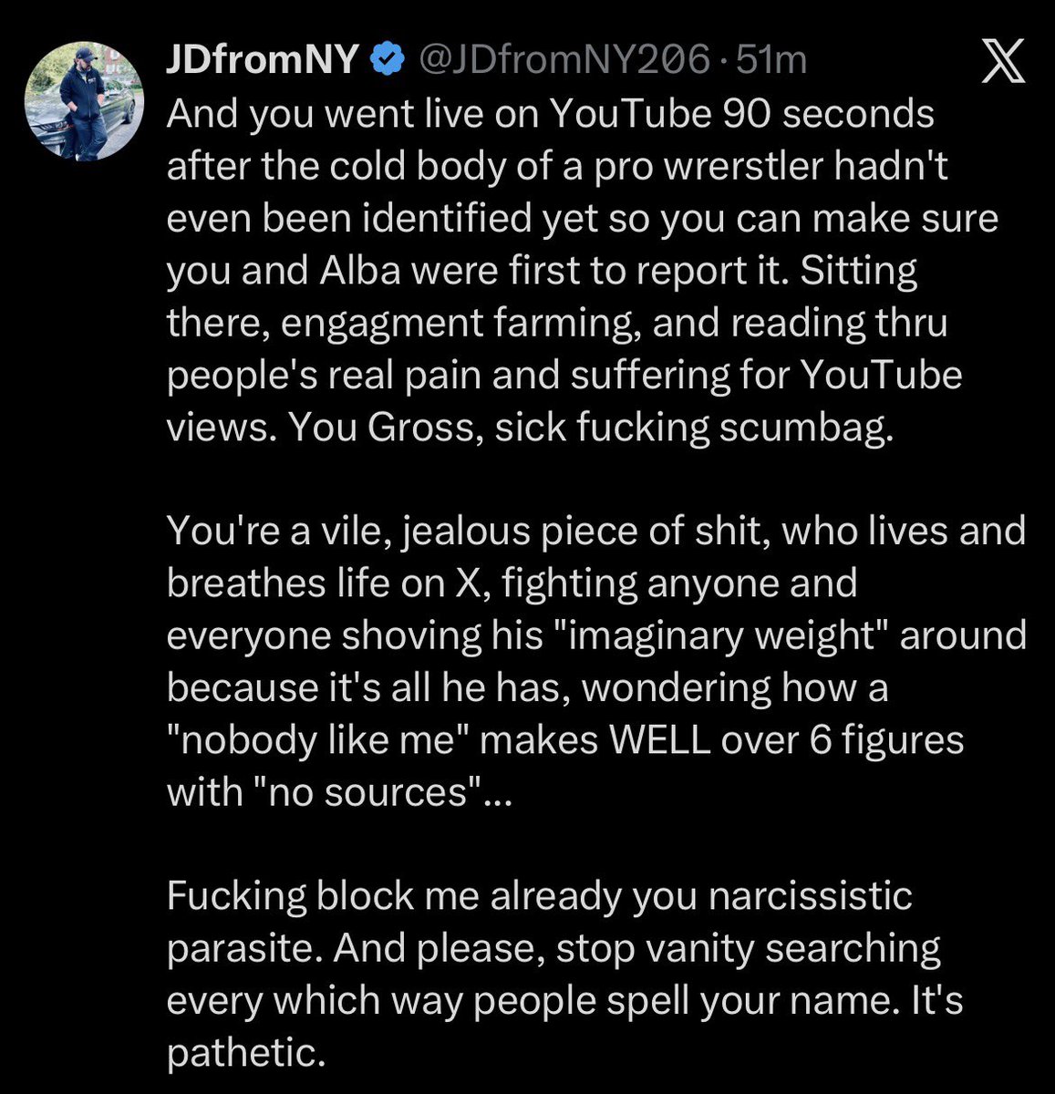KnicksLoseAgain's tweet photo. This guy is such a fucking loser, bro. Jesus Christ. You gotta make everything a war about yourself. You woulda thought he’d know better by this stage considering HOG legit sent him to the corner to think about his actions once Mercedes agreed to work a show. Such a fucking leech.