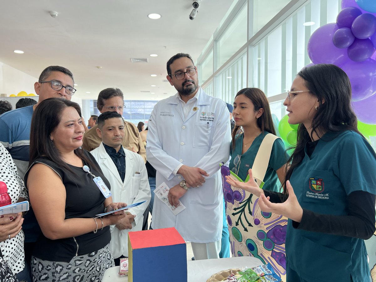 HEP_DPSM's tweet photo. 🩸🏥 El @HEP_DPSM llevó a cabo una emotiva Casa Abierta en el marco del mes de concienciación sobre las Enfermedades Malignas de la Sangre, reafirmando su compromiso con la educación, la prevención y la atención integral de sus pacientes. 🤝 La jornada contó con la participación. https://t.co/BtVrvIOqfG
