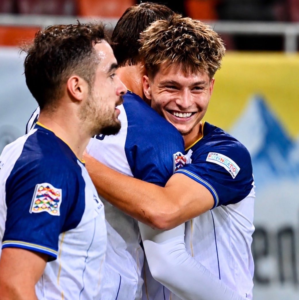 RisingStarXI's tweet photo. 🇧🇦💥 𝗘𝗦𝗠𝗜𝗥 𝗕𝗔𝗝𝗥𝗔𝗞𝗧𝗔𝗥𝗘𝗩𝗜𝗖́ (𝟮𝟮) vs Romania:

• 63 Minutes Played 
• 2 ASSISTS
• MOST CHANCES CREATED (3)
• 100% Successful Crosses, 3/3
• 4/7 Ground Duels Won
• 2 Ball Recoveries 
• 21 Touches 

BALLER 😮‍💨 https://t.co/gxhYHOjLka