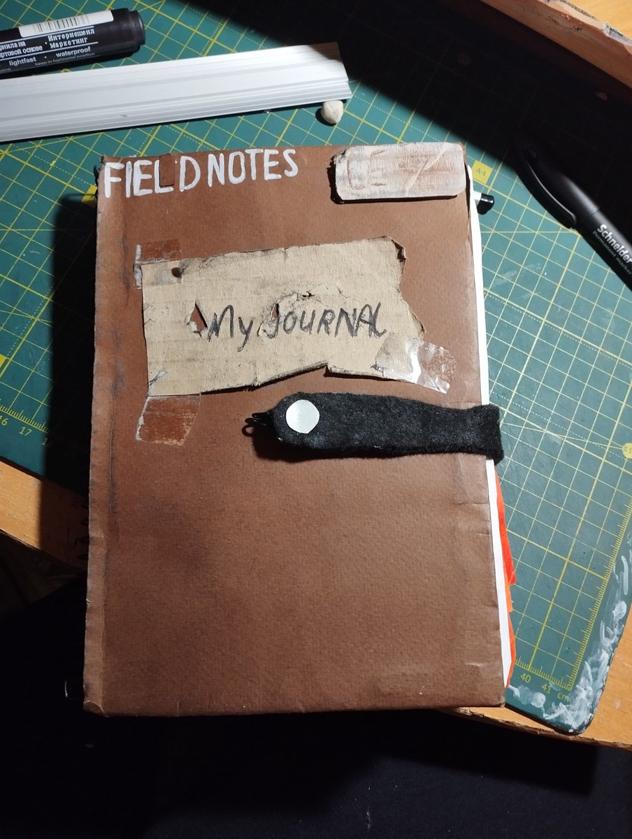 nazrop59's tweet photo. The journal epilogue.Creating it took longer than I expected, but it was worth it. I especially didn't expect the table of content to be nearly a meter Also I’ll start separate journals for new sections, as this one won't have enough space

#robloxdoors #doors #roblox https://t.co/A5QoS8MCJt