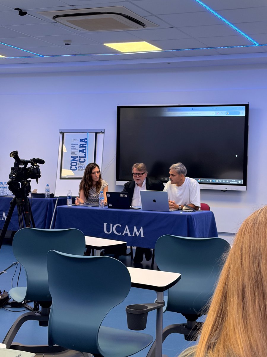 Comclara_'s tweet photo. 📢 ¡Damos por concluida la primera jornada del IV Congreso Internacional de Comunicación Clara! 

Un día lleno de aprendizaje, encuentros y reflexión 💬 Gracias a todos los participantes y asistentes por formar parte de esta jornada. 

¡Seguimos mañana! 💙 https://t.co/tPFhVp9AqQ