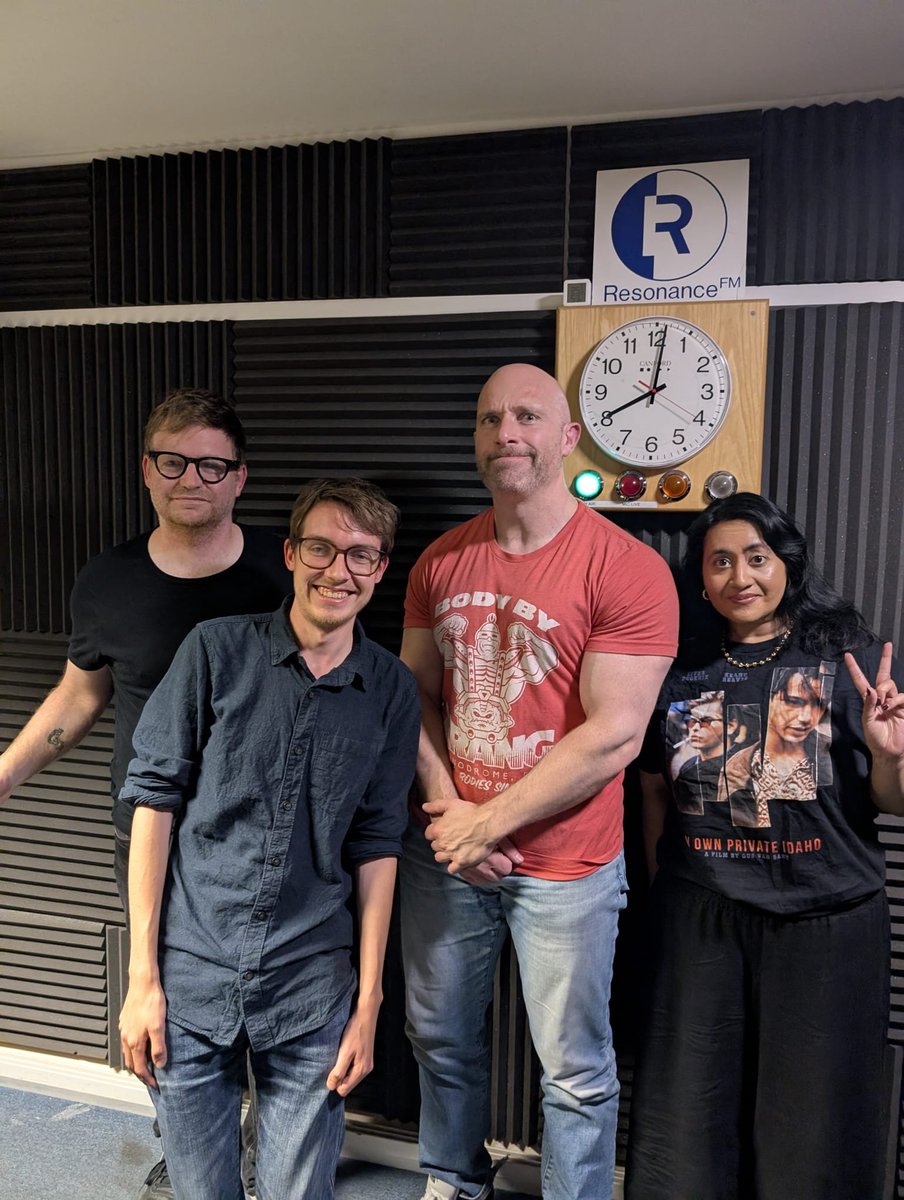 ThisIs_Progress's tweet photo. 🎙️ Simon Miller on Resonance FM🎙️

This evening on the For the Lost: The Hope Spot show on @ResonanceFM Simon Miller joined LIVE!

Simon talked with hosts Dee Sada & Martin Williams about wrestling, his time with Progress and extensive media career and had some interesting song choices!

The news... the former Progress Proteus Champion has his eyes on the THUNDERBASTARD match at Bonestorm! ⚡🌪️

Listen to Resonance FM on 104.4 FM and Online for Simon's show

#ProgressWrestling #ForTheLost #TheHopeSpot #ResonanceFM
