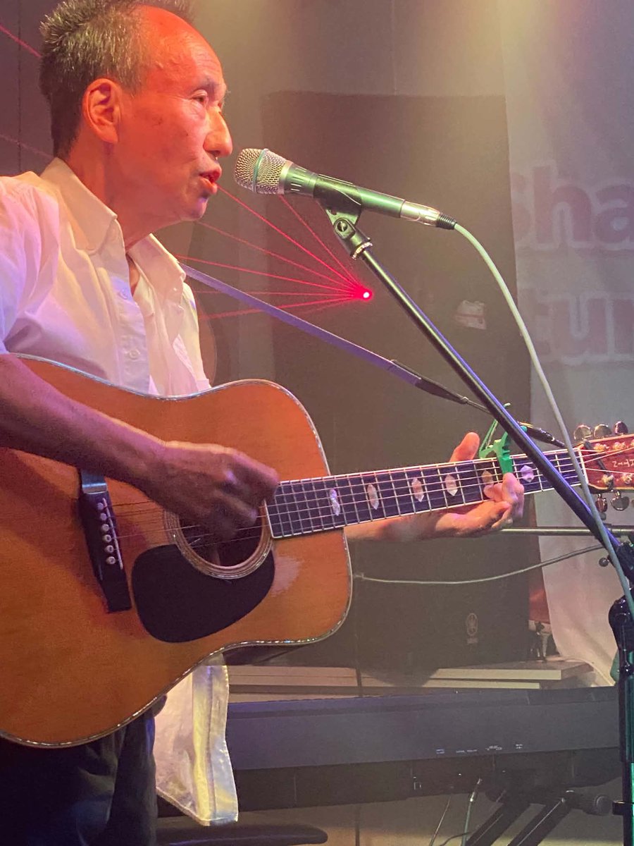 fuyuki1881's tweet photo. 思い出に残る楽しい夜でした‼️
Add9のスタッフの方々、
共演の方々、そして聴いてくださった方々
感謝しかありません😊

動画をUPしました⬇️
https://t.co/jU5K9mSmvm https://t.co/CreJgVUTXn