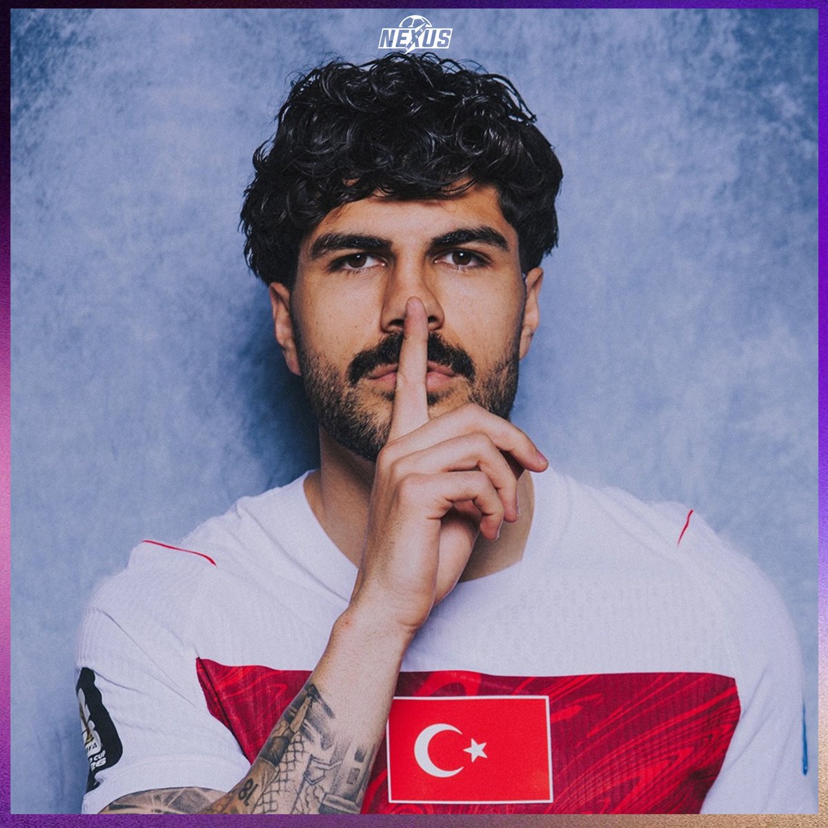 nexustransfer's tweet photo. Abdülkerim Durmaz: "Fatih Terim'in spor yorumculuğu çok kötü, yapmaması lazım.

İtalya'nın sağ beki otobana çevirdi o tarafı, Eren Elmalı ile ilgili tek olumsuz söz söyleyemiyor." https://t.co/RN4jDOluHS
