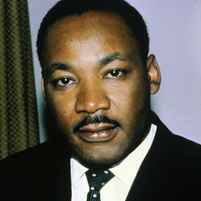 AfricanArchives's tweet photo. "If you can’t fly then run, if you can’t run then walk, if you can’t walk then crawl, but whatever you do you have to keep moving forward." 

―Martin Luther King Jr https://t.co/BDesYjSKWJ