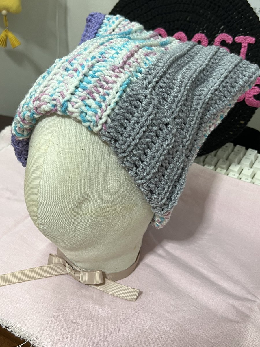 ooossst's tweet photo. OOOSSST HANDMADE Crochet: Kitty Beanie
Color: Mixed of Gray, Pink, White, Purple
Materials: Acrylic Yarn
Size: Approx
21 inches / 54 cm around your head
Length: 7-10 inches / 18-26 cm

PHP 365.00

#ooossst #handmade #Beanie #craft #fashion #cute #crochet #Acrylic #smallbusiness https://t.co/ybd8GOLjZc