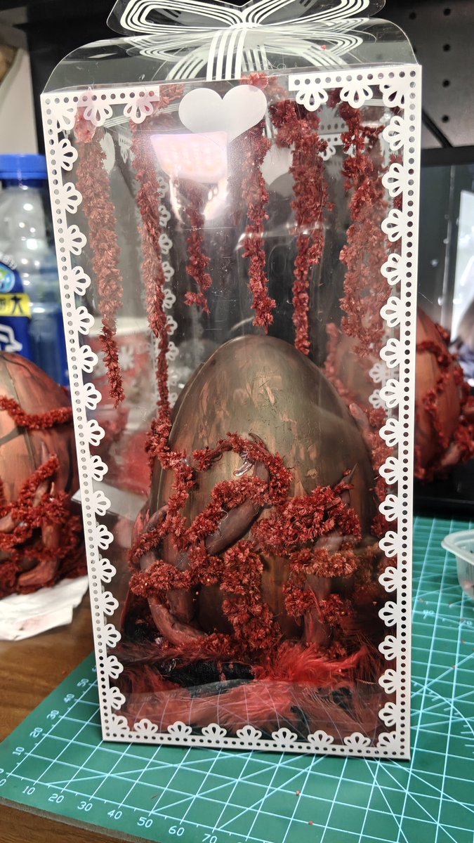 lige71025636236's tweet photo. Mm-hmm, it's Red Egg 2.0!✨
To better fit into the landscaping, I removed the overhanging vines, and surprisingly it turned out really well 😋#钻坏 #skephalo #TheEgg #血藤线 #MC https://t.co/XkbLJFAVhc
