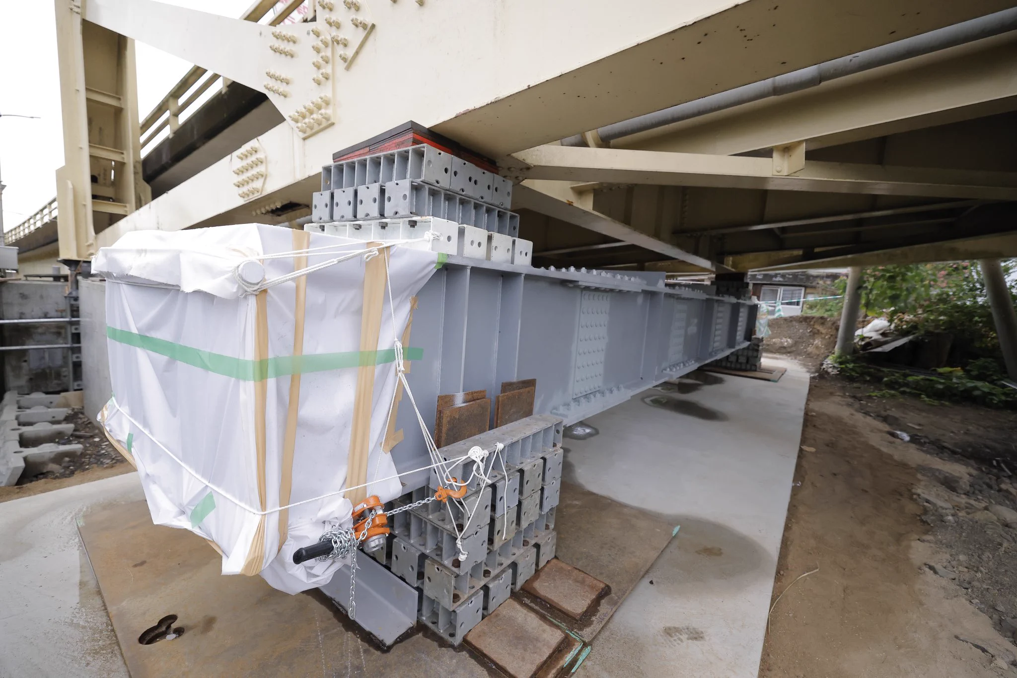 新品 余部鉄橋 文鎮 橋脚 鋼材 鉄骨 国鉄 解体部材 山陰本線 JR ウエイト 橋の町医者マツ|松永昭吾 on X: 