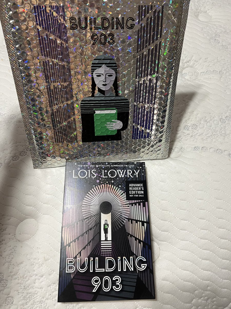 howusefulitis's tweet photo. Thank you @ClarionBooks #epictastemakers Happy Pub Week 🎉 #building903 #mglit #middlegradebook #mgbook #mgreads #pubday #newbookrelease #clarionbooks #middlegradefiction #bookspotlight #book #bookcover #booklover #bookworm https://t.co/0WYGnm3xBH