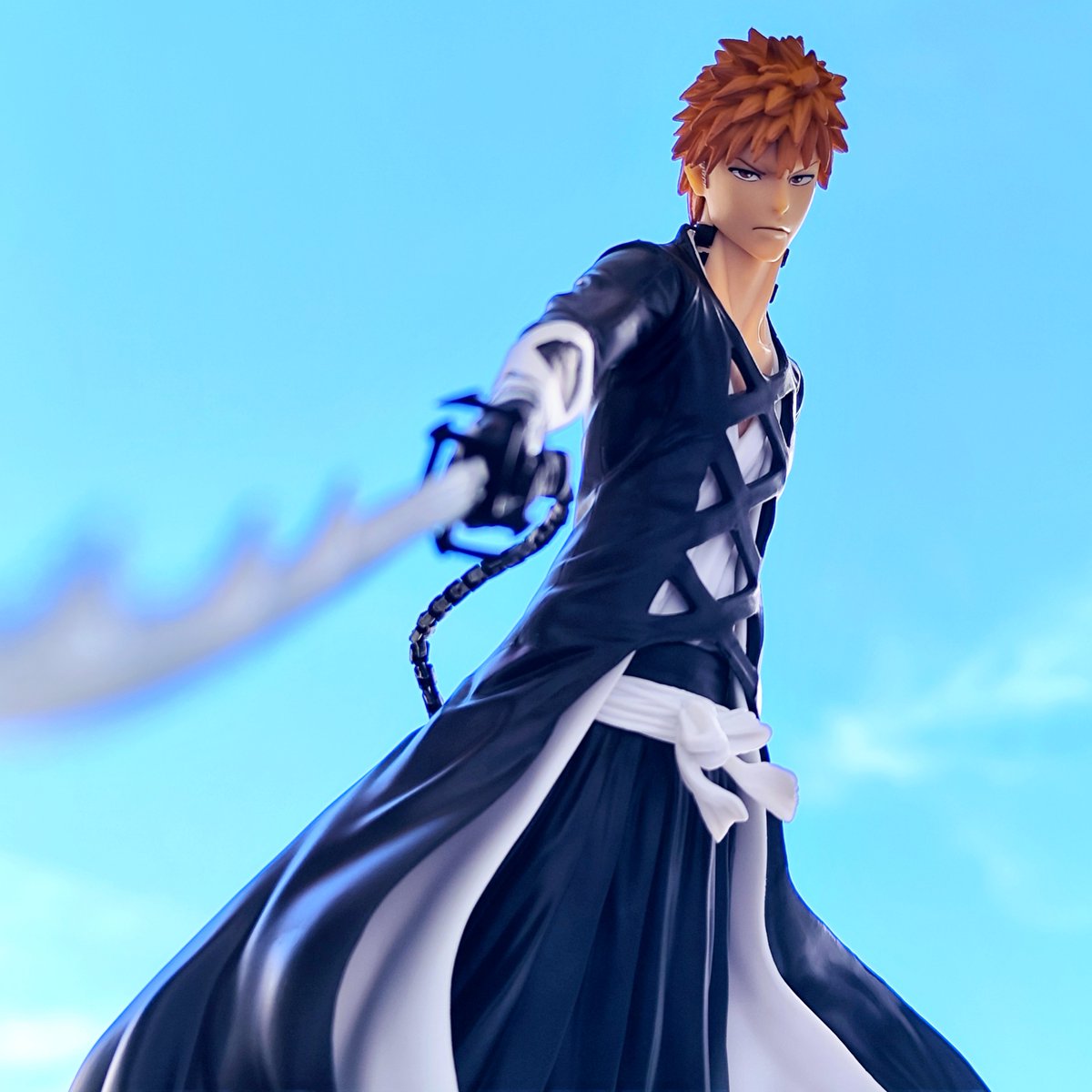 vicdbz's tweet photo. Tengo ganas de volverte a ver, Ichigo... Pero me da penica que vaya a ser la ultima vez... ¡O no!
#Bleach #BleachTYBW #Ichigo #Kurosaki #Figureo https://t.co/NWKgtlTgoi