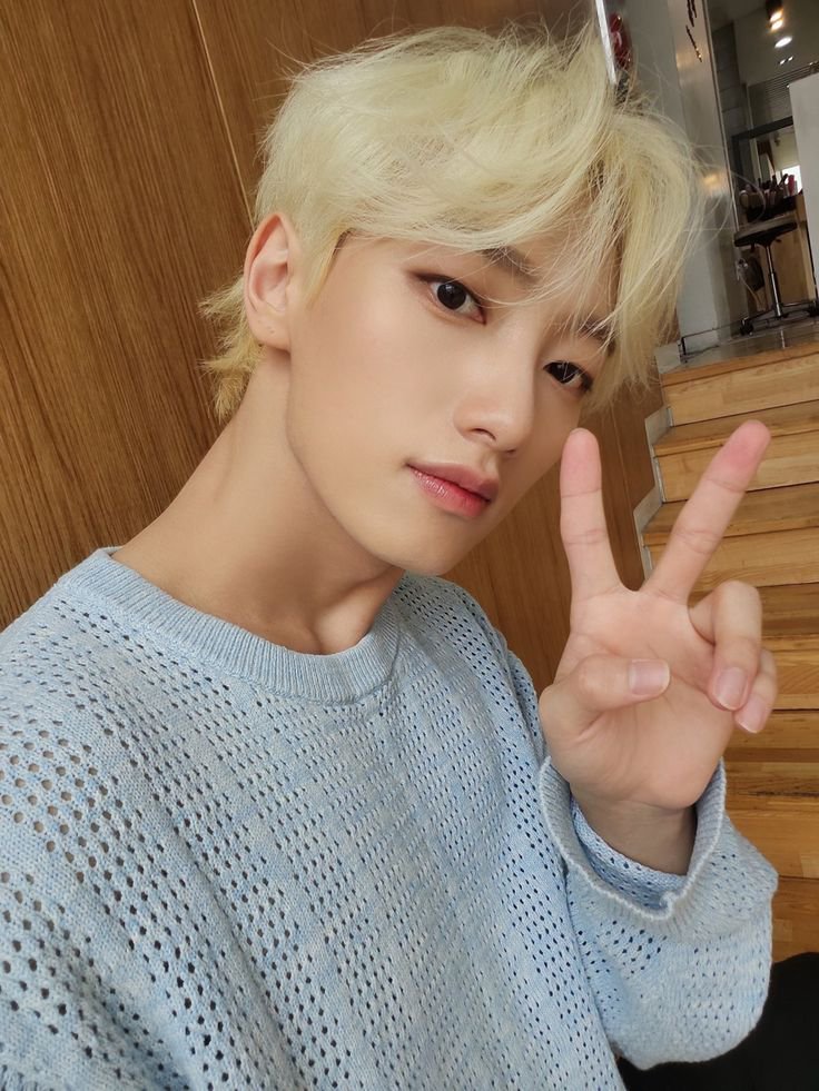 Vanner_Egypt's tweet photo. [#YEONGGWANG]

📌يوم جديد في كوريا باقي💫 D- 249🐰 😽 علي خروج جوانج من الخدمة العسكرية 🥹♥

 #VANNER #배너 
@Vanner_Egypt https://t.co/3CO1moU16u