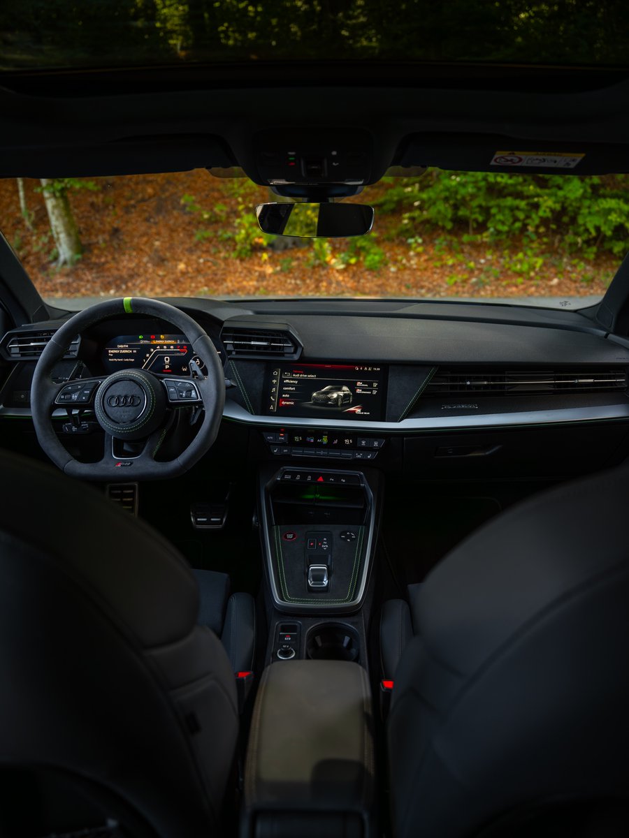 nocarcontext's tweet photo. AUDI APR RS3 💙💙 https://t.co/Q6BNXEKxAH