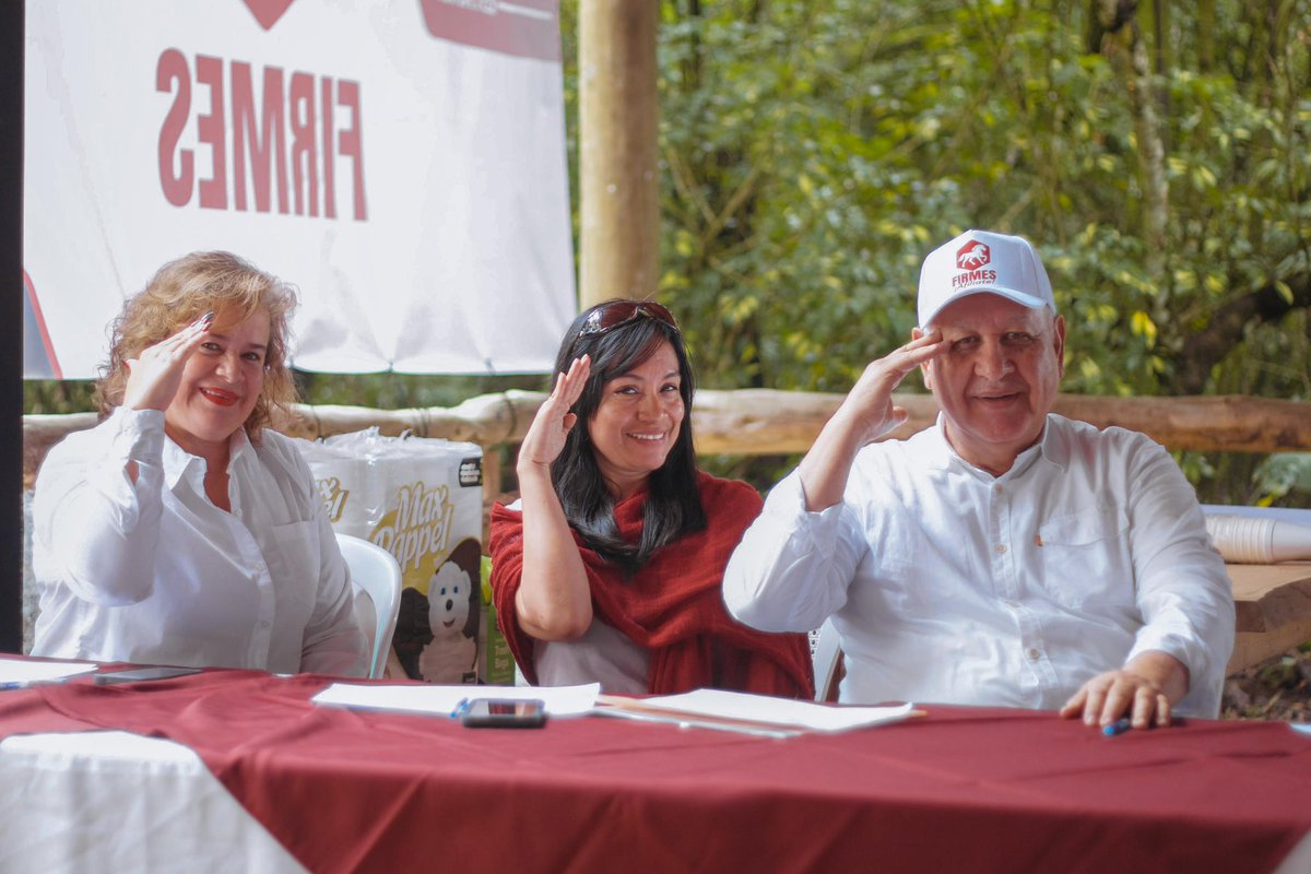 firmesgt's tweet photo. Una jornada de participación, organización y trabajo territorial.

Afíliate. Artículo 20, literal h. de la LEPP.

#EstamosFirmes #Guatemala https://t.co/7CCeZqpqxW