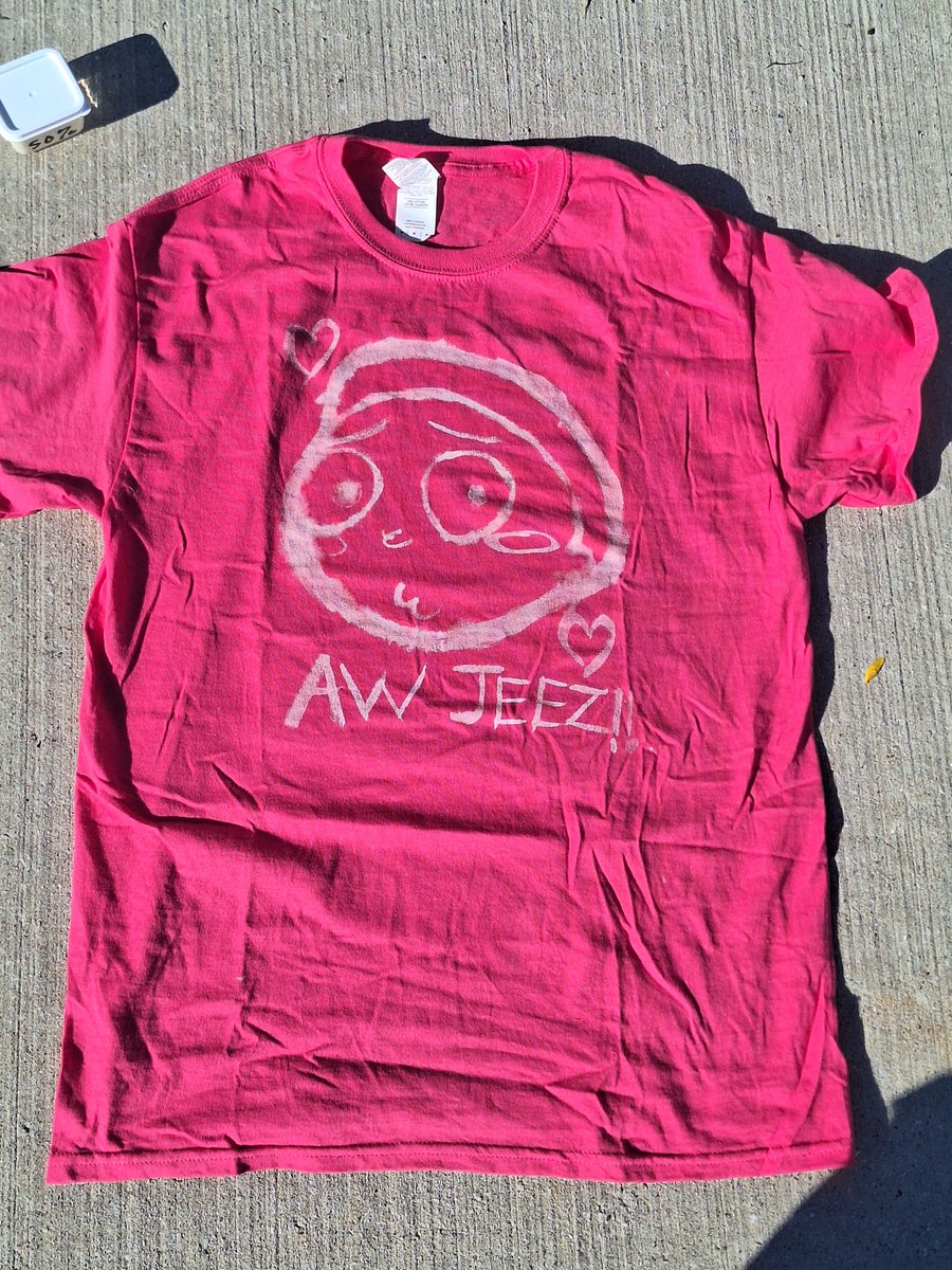 Mortygucci's tweet photo. Bleached morty shirt I did at school!!! https://t.co/uQ6golw38c