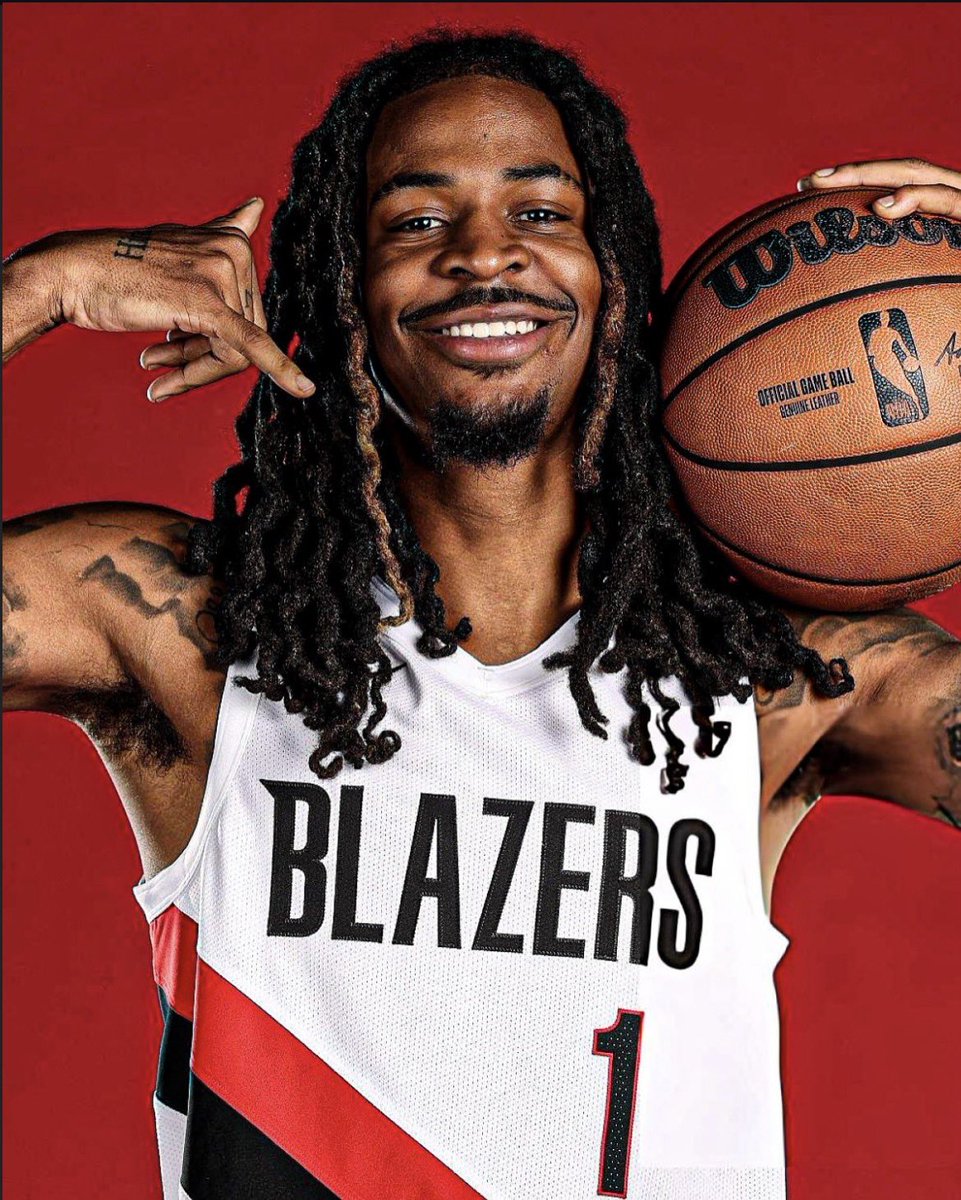 amufdjm's tweet photo. As cores do Portland Trail Blazers caiu bem demais no Ja Morant 

Abra sua mente, esse ano é no mínimo semifinal dos playoffs… https://t.co/PmtCYNPBGC