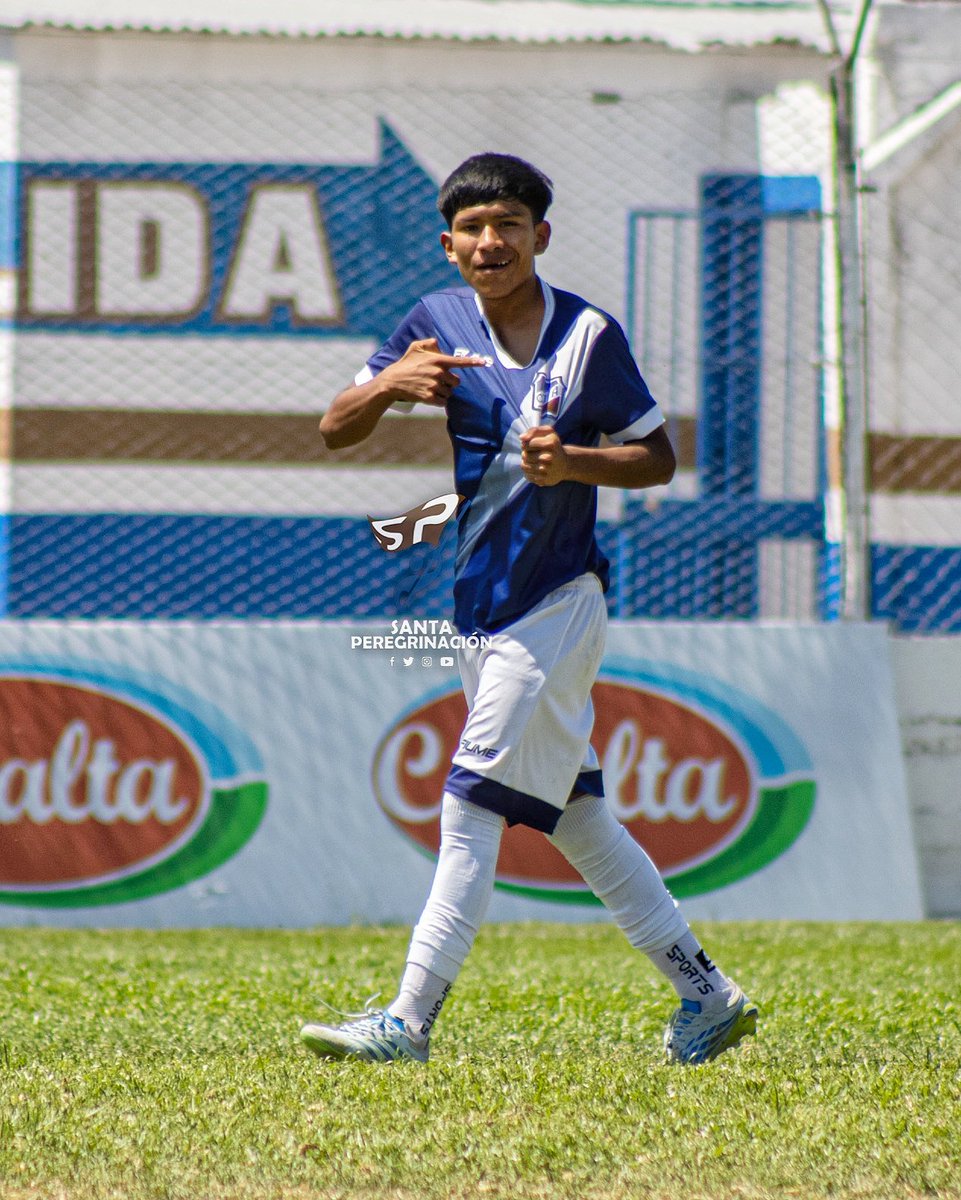 SiempreConVosJA's tweet photo. #DivisionesMenores🏆 | #CopaDeOro

[Fecha 4]

📌 5ta: #JuventudAntoniana 6 - #CEDI 2.

⚽ (Daniel Beltrán / Nahuel Burgos / Mariano Leiva x2 / Ángel Aramayo / Fabrizio Torino )

#VαɱσʂAɳƚσɳιαɳσ💪 https://t.co/bnkJDFTiW2