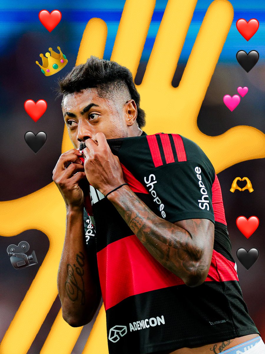 Flamengo's tweet photo. Desliza pro lado e veja a surpresa do Adm! ➡️😁 https://t.co/0eBnH0E06v