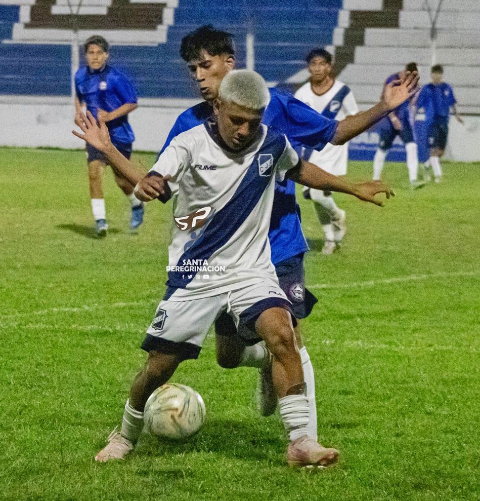 SiempreConVosJA's tweet photo. #DivisionesMenores🏆 | #CopaDeOro

[Fecha 4]

📌 3ra: #JuventudAntoniana 5 - #CEDI 0.

⚽ (Thiago Moya / Luciano Leiva x3 / Luis Plaza)

#VαɱσʂAɳƚσɳιαɳσ💪 https://t.co/AQZIAwzDj9