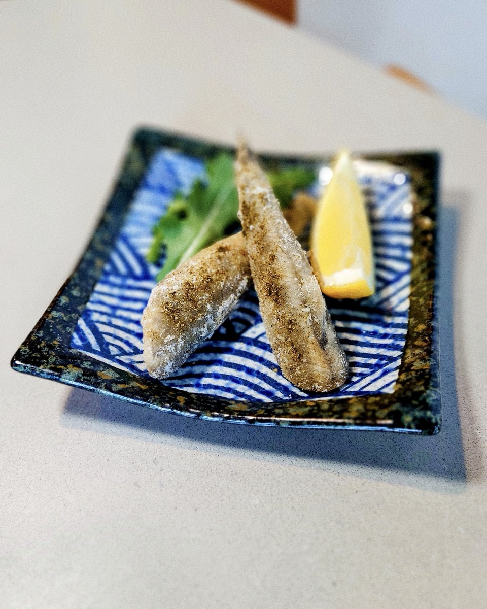 Japaralia's tweet photo. オーナー・シェフの石黒アンナさんがレッドファーンに構える日本食レストラン「寿庵」につい最近、シドニーではここでしか食べられないものも多いこだわり抜いた夜の居酒屋メニュー各種が新登場！（※記事全文はこちら！→ https://t.co/O0jEew3Juz） https://t.co/QSCx6EtVS2