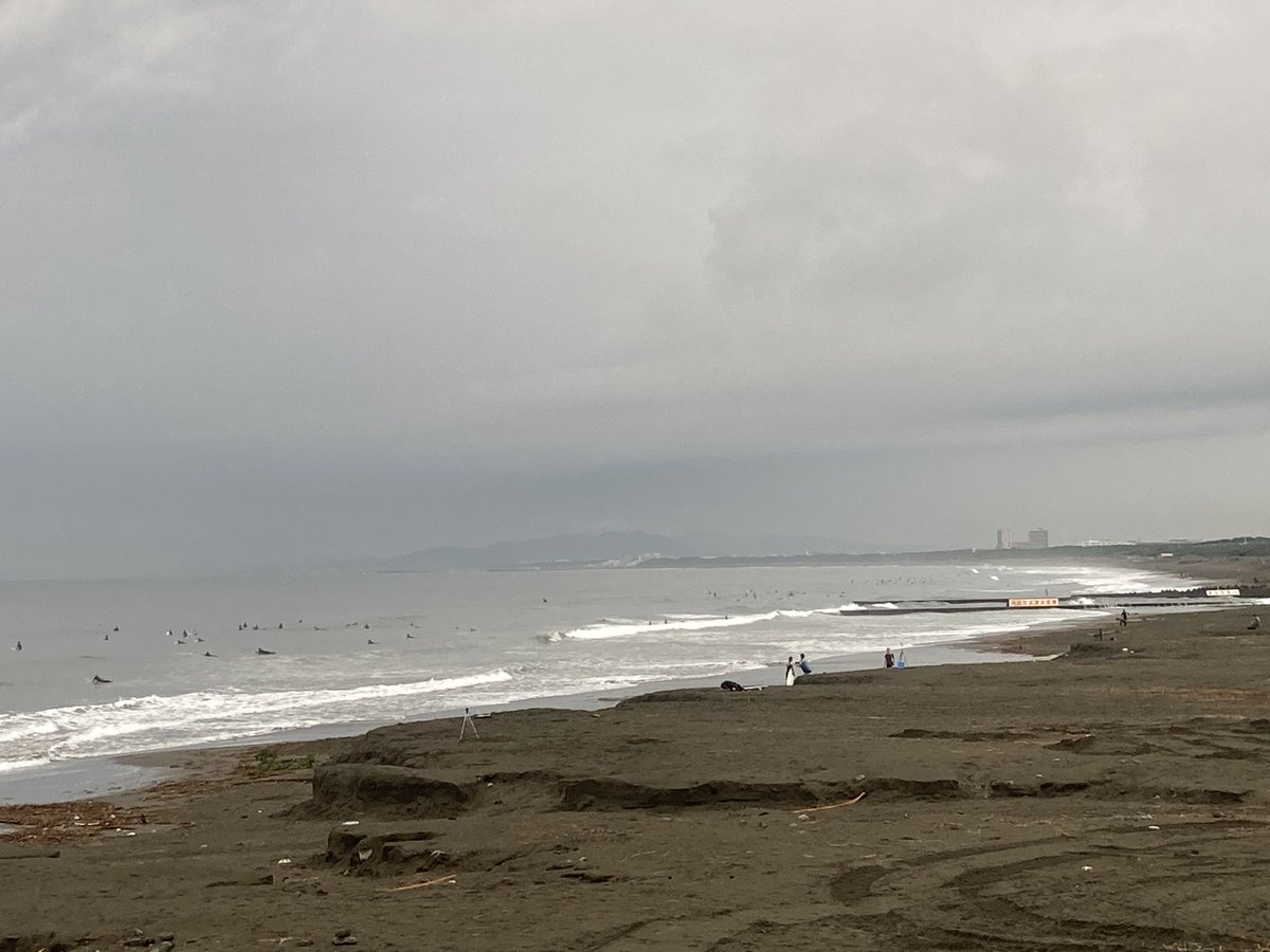 ISLANDSTYLESUCD's tweet photo. おはようございます！コシハラの遊べる波あります。良い一日を！🤙

※カリフォルニア発『STORM BLADE』フォロワーさん割引！🤙
https://t.co/LXU6QvWulE

クーポンコード『2021』を入力すると割引に！
#湘南 #サーフィン #stormblade #surfer #鵠沼ライブカメラ #鵠沼 #波 #波情報 #波動画 https://t.co/RYs7kvJ7Ug