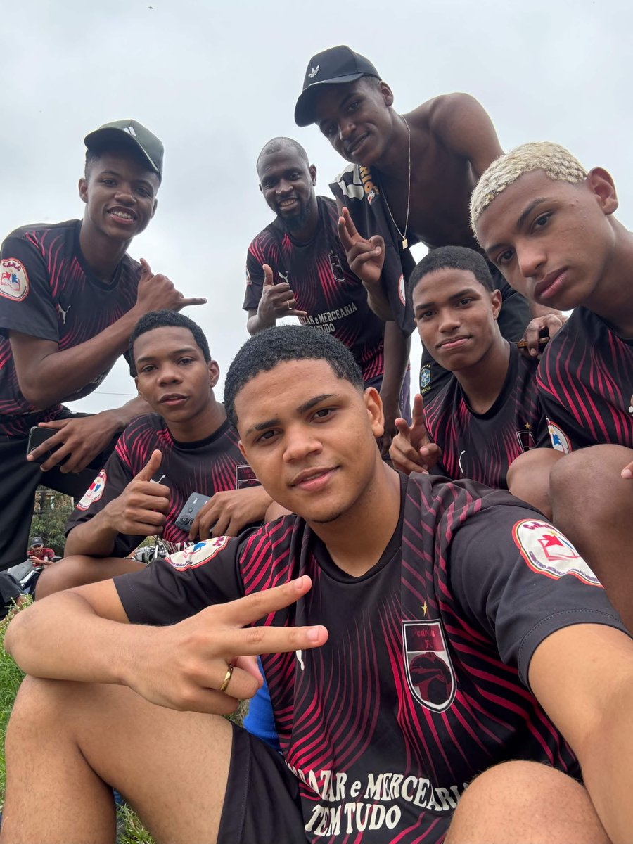 lorranbruxo's tweet photo. Fml⚽🫶🏾 https://t.co/RlHCsWQETF