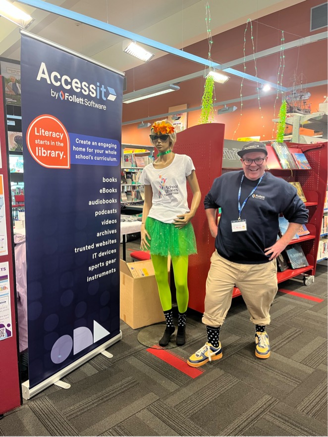 AccessitLib's tweet photo. We had a great start to the SLANZA Southern Hui yesterday ✨

Here are a few pics of the team enjoying the lovely library space at James Hargest College, plus one of the famous Southland cheese rolls 📚🧀

@Schoollibsnz https://t.co/JqId5F7aEF